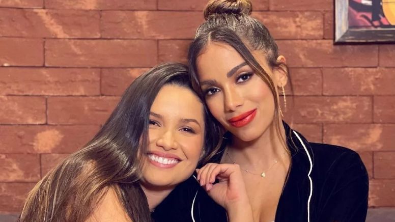 Juliette e Anitta estimulam jovens a tirarem título de eleitor