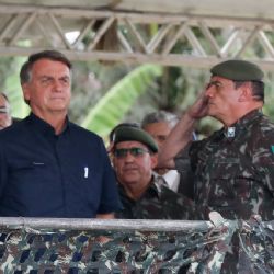 A estratégia da defesa de Bolsonaro: 'rifar' militares próximos do ex-presidente