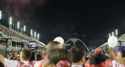 VÍDEO: Multidão canta "Olê, olá, Lula" no Sambódromo da Sapucaí no Rio