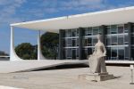 Ministros do STF afirmam ser inconstitucional indulto de Bolsonaro a Daniel Silveira