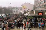 McDonald's suspende atividades na Rússia
