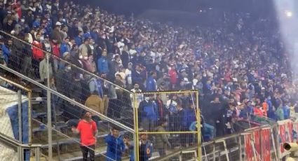 Racismo: torcedores do Universidad Catolica imitam macaco em jogo do Flamengo; veja vídeo