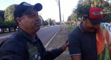 VÍDEO: Bolsonarista quebra a cara ao saber que toalhas de Lula vendem mais que as de Bolsonaro