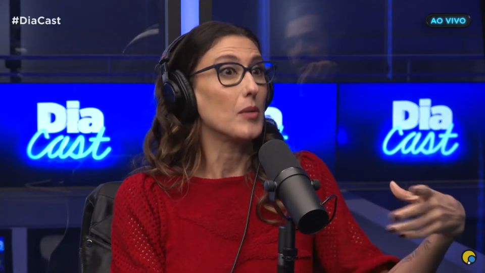 Paola Carosella no programa Dia Podcast