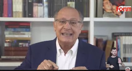 Alckmin aplaudido no lançamento da chapa: “Até o fim da missão estaremos juntos, presidente Lula"