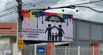 Igreja exibe outdoor com mensagem homofóbica no ES: “A Bíblia protege contra o ativismo LGBTQIA+”