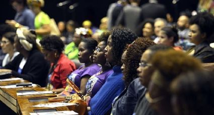 Mulheres negras: potências políticas em defesa da vida - Por Camila Marins