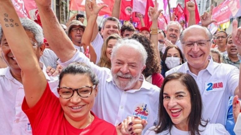 Nova pesquisa nacional sinaliza formação do voto útil no primeiro turno