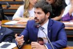 Deputado do União Brasil diz que não há espaço para 3ª via e defende apoio a Lula
