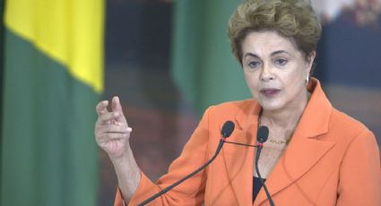 Dilma assina carta pela democracia: “É hora da sociedade civil se mobilizar”