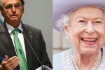 Bolsonaro comete erro crasso no livro de condolências da rainha Elizabeth II