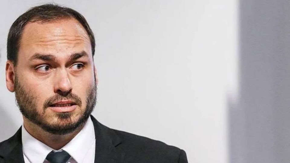 Carlos Bolsonaro.
