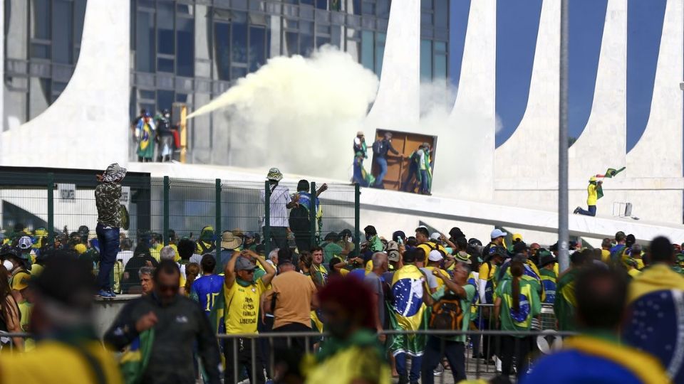 Justiça acolhe pedido da AGU e suspeitos de financiar atos terroristas têm bens bloqueados