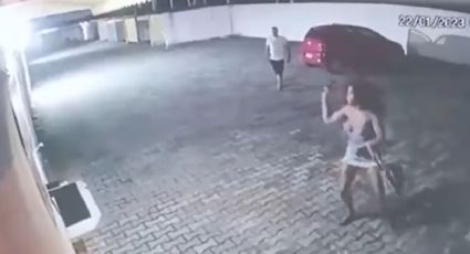 VÍDEO: travesti dá voadora e desarma PM à paisana durante briga em motel