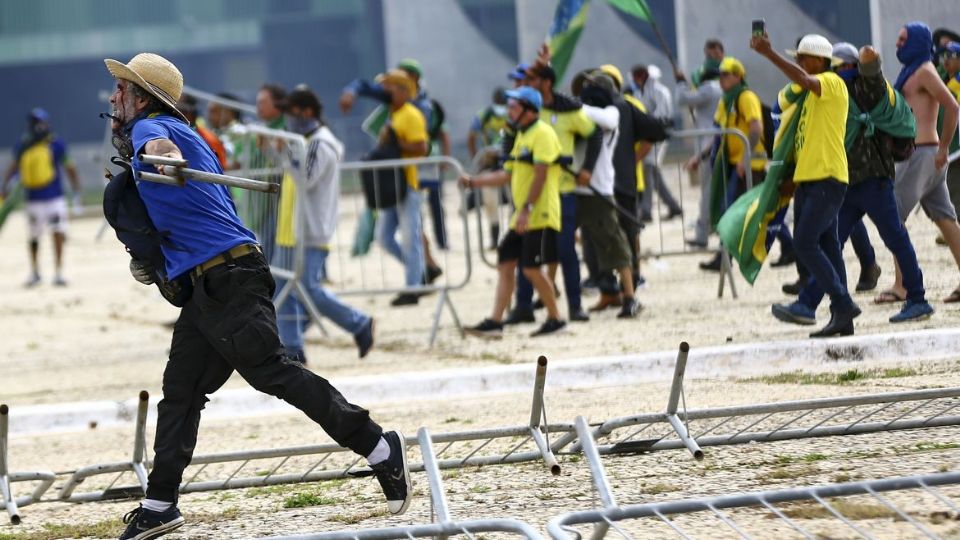 Mais 225 bolsonaristas são denunciados por ataques a Brasília