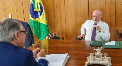 Lula convoca primeira reunião ministerial no Palácio do Planalto