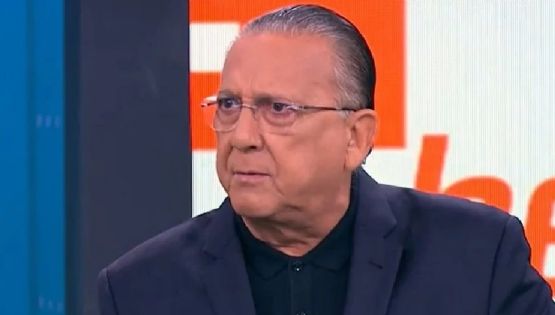 Galvão Bueno: camisa vermelha é uma “vergonha”; e anunciar em Bets?