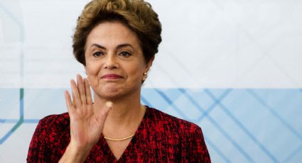 Gleisi Hoffmann: “PT vai articular no Congresso devolução simbólica do mandato de Dilma”