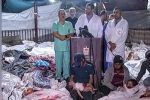 VÍDEO: Médicos de hospital explodido em Gaza dão coletiva em meio a pilha de corpos