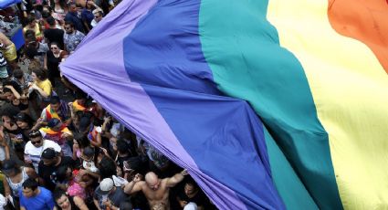 "Cura gay": deputados querem legalizar tortura contra pessoas LGBT+