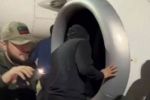 VÍDEO: Multidão pula muro de aeroporto na Rússia em busca de "refugiados de Israel"