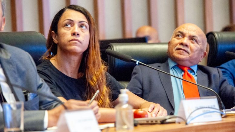 Casseta & Planeta, Danilo Gentili, CQC e a demonização da política