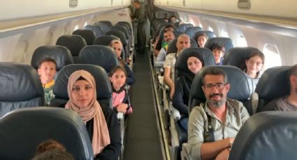 Brasileiros repatriados de Gaza terão acesso ao Bolsa Família e outros programas sociais