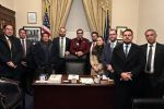 Eduardo Bolsonaro e deputados da ultradireita se reúnem com George Santos nos EUA