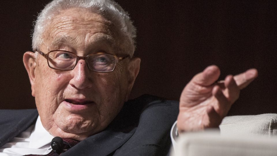 'O Kissinger chegou no inferno e tentou dar o golpe de Estado no Satanás'