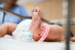 Bebê britânica recebe cidadania da Itália para realizar tratamento de saúde