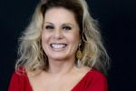 Foto ilustrativa de la nota titulada: Vera Fischer debocha de Sérgio Moro ao aparecer de tanga e top aos 72 anos