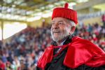 Lula será agraciado com mais 2 títulos de Doutor Honoris Causa, totalizando 39