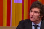 Javier Milei libera geral e trabalhador argentino pode receber salário em carne, banana ou bitcoin