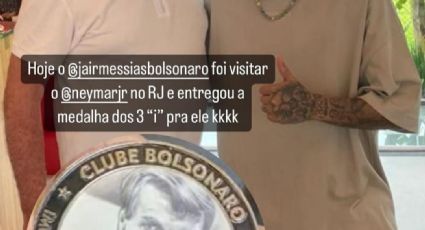 Neymar chega ao fundo do poço da imbecilidade ao posar com medalha do inelegível