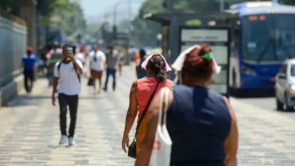 Tempo quente no Rio de Janeiro (RJ)