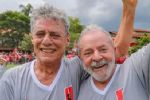 Lula vai entregar Prêmio Camões para Chico Buarque no dia da Revolução dos Cravos