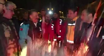 VÍDEO – Terremoto na Turquia: aquecedor explode ao lado de ministro da Saúde