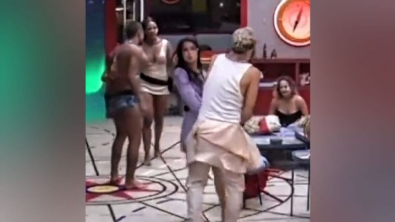 VÍDEO: Participante do BBB dá forte tapa no rosto de colega e pode ser expulsa