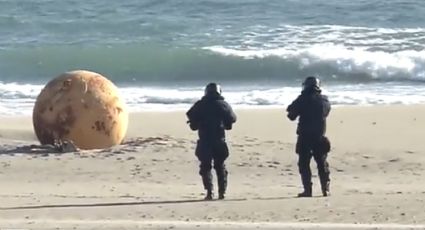 VÍDEO – Esfera misteriosa é encontrada em praia no Japão