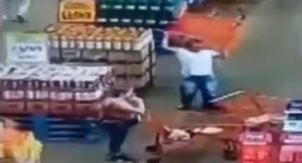 VÍDEO – Homem agride mulher gratuitamente com carrinho de supermercado em Goiás