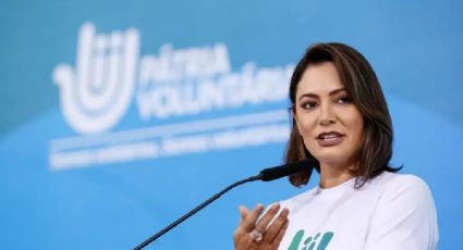 Michelle teria pagado implante de silicone nos seios com cartão corporativo