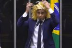 Vídeo: "A minha vida não acaba com a cassação", diz Nikolas Ferreira