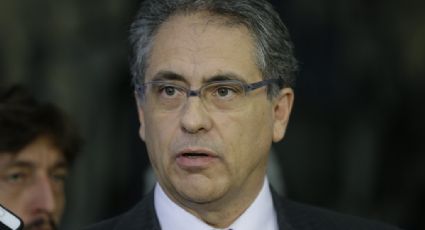 Zarattini: "Os civis devem comandar os militares"