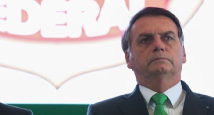 Bolsonaro conversou no viva-voz com funcionário sobre liberação das joias