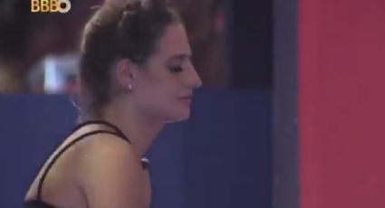 BBB 23: participante insiste em beijar colega e produção do programa intervém