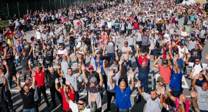 Mais de mil metalúrgicos da Mercedes entram em suspensão temporária de trabalho