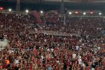 Torcedores do Flamengo sofrem punições por faixa contra torturadores da ditadura
