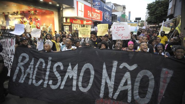 Não haverá democracia sem combater o racismo e racistas no Brasil