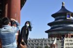 Covid-19: China deixará de exigir teste para viajantes que chegam ao país