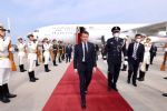 Emmanuel Macron desembarca em Pequim para visita de Estado